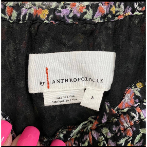 Anthropologie Lucia off the shoulder smocked floral top size small - Picture 7 of 7